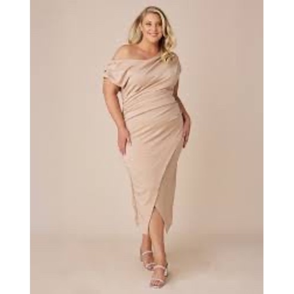 NWT Carolina | Roslyn Dress L/XL Champagne Ruched Old-Hollywood Midi Dress $270